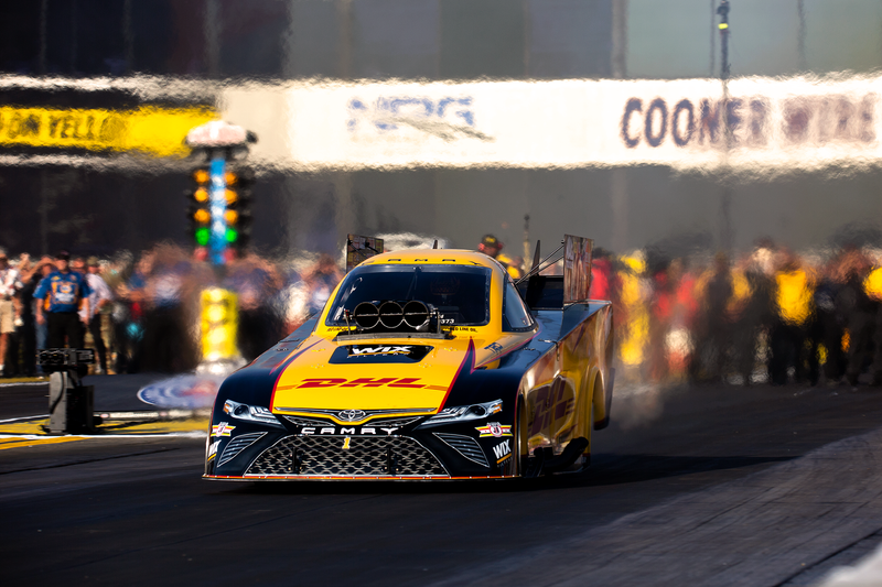 Illustration for article titled Peek Into the Nonstop Action of the NHRA Finals